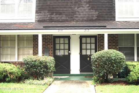 A home in Jacksonville