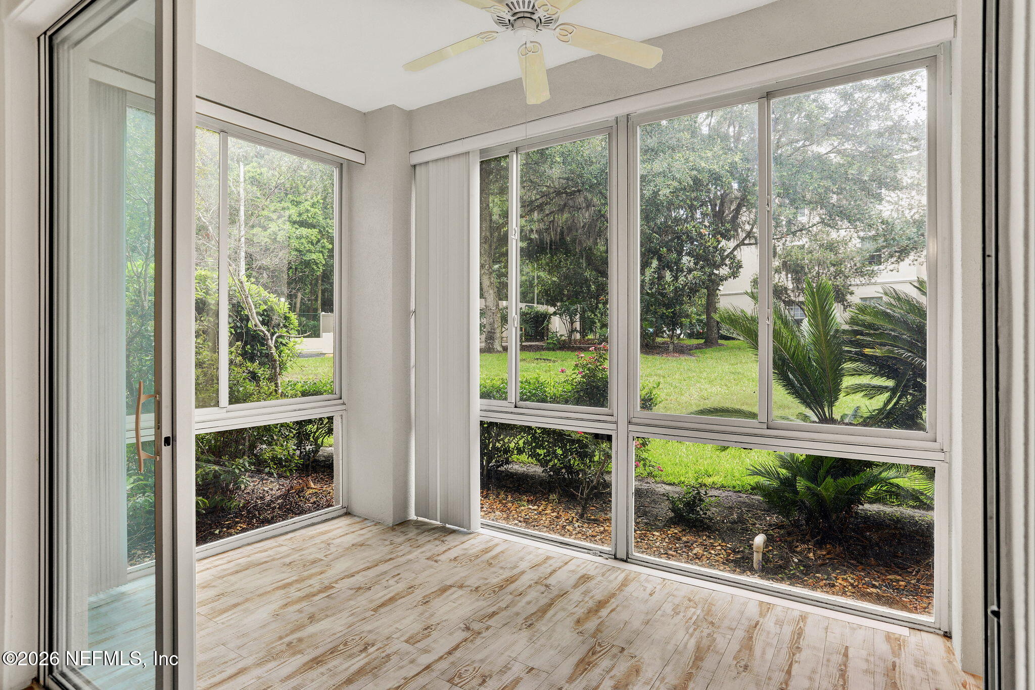 8601 BEACH Boulevard 403