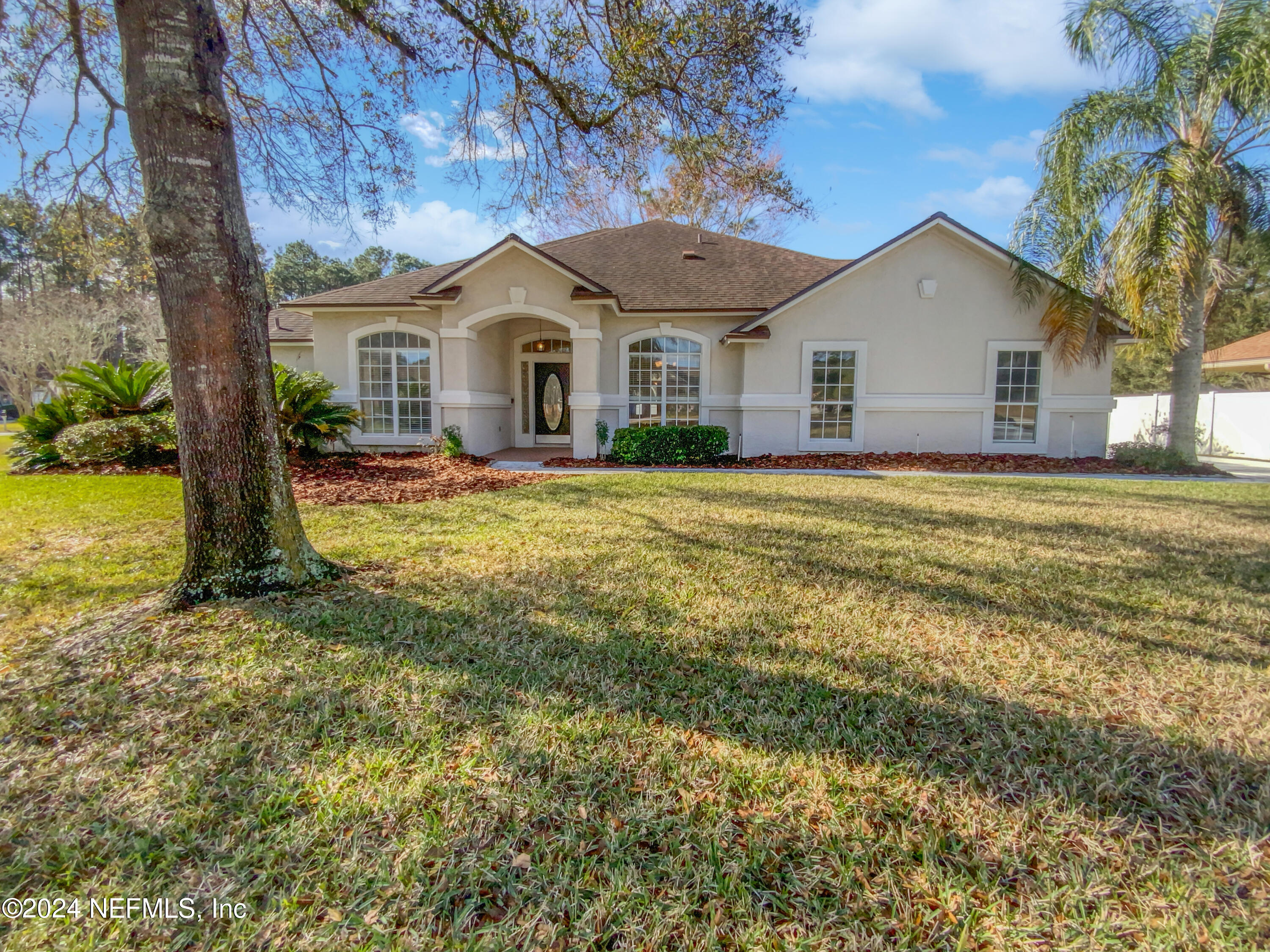 St Johns, FL home for sale located at 689 Box Branch Circle, St Johns, FL 32259