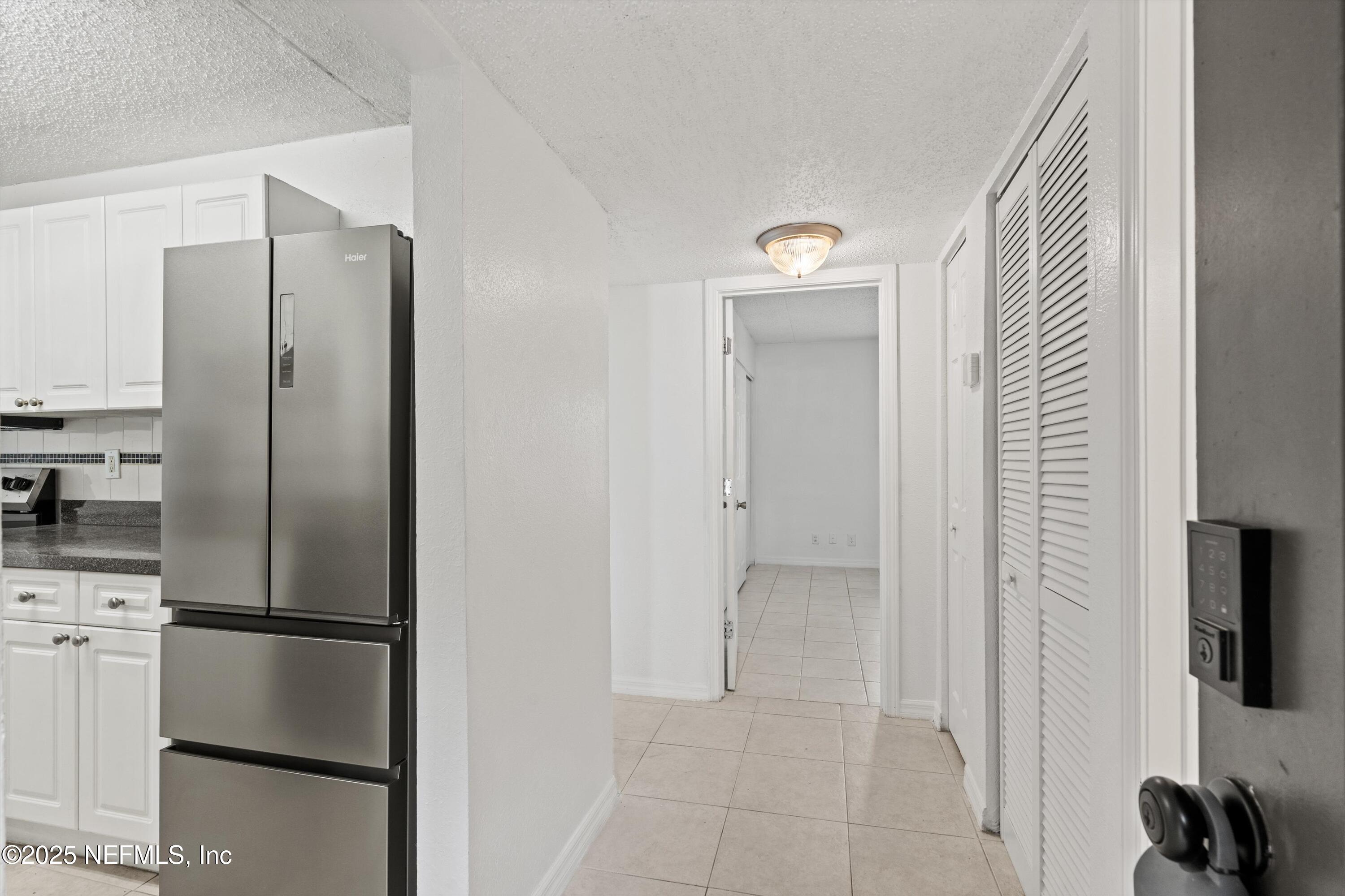 355 MONUMENT Road 15 D1