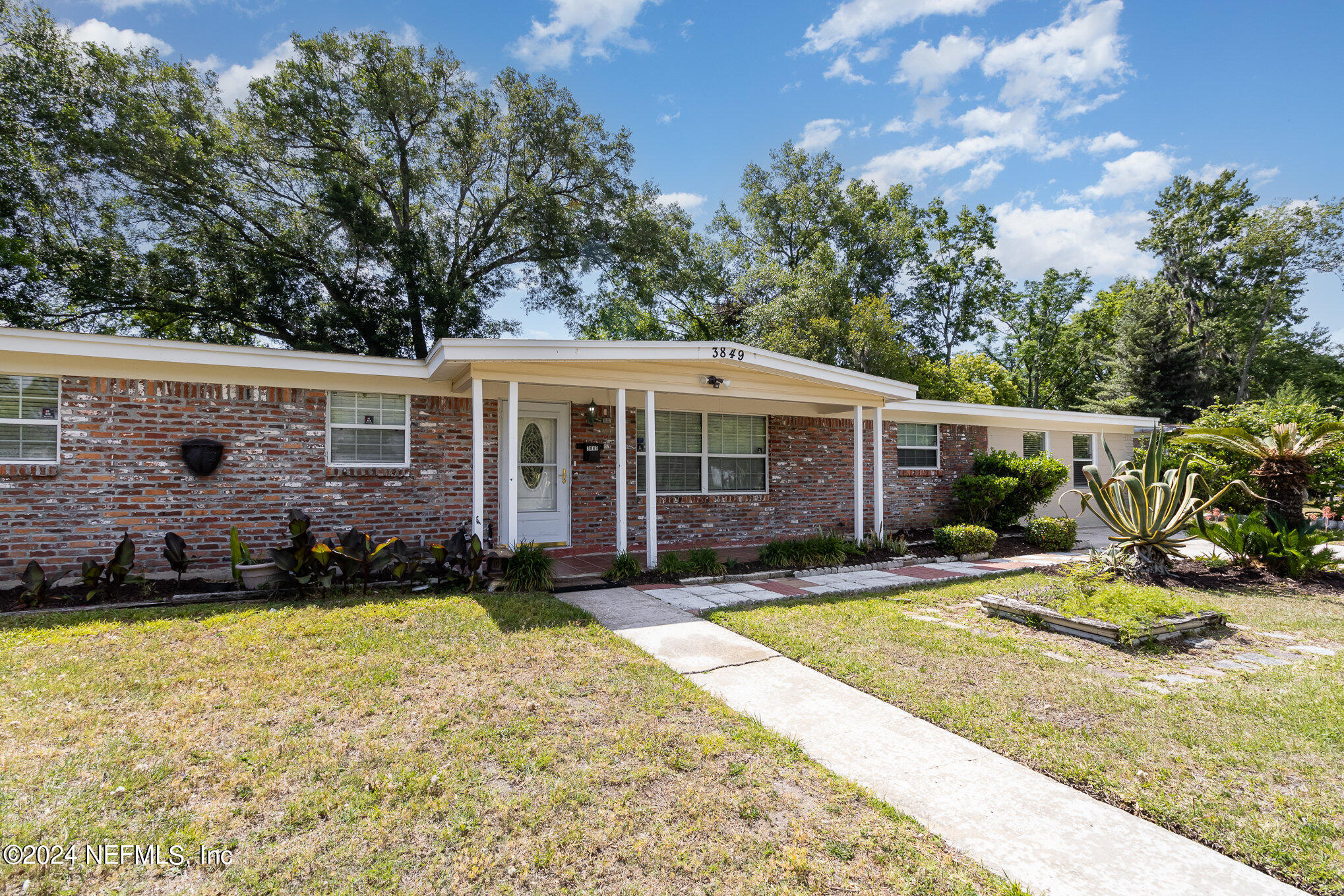 Jacksonville, FL home for sale located at 3849 S Lane Avenue, Jacksonville, FL 32210