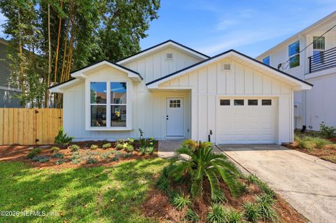 Photo of 612 LOWER 8TH Avenue S, Jacksonville Beach, FL 32250 (MLS # 2152838)