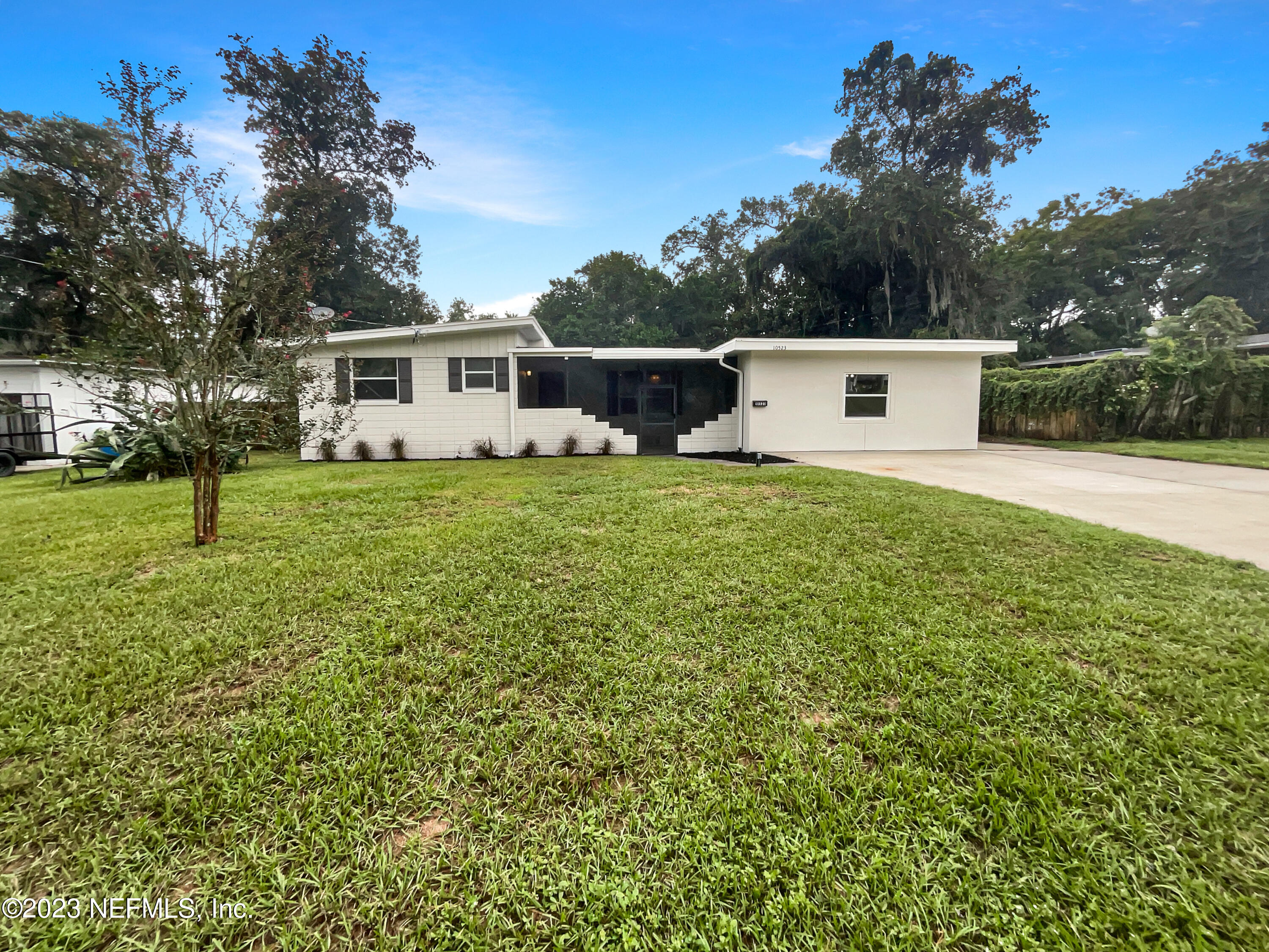 Jacksonville, FL home for sale located at 10523 Beverly Nalle Road, Jacksonville, FL 32225