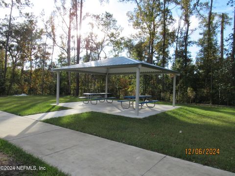 A home in Middleburg