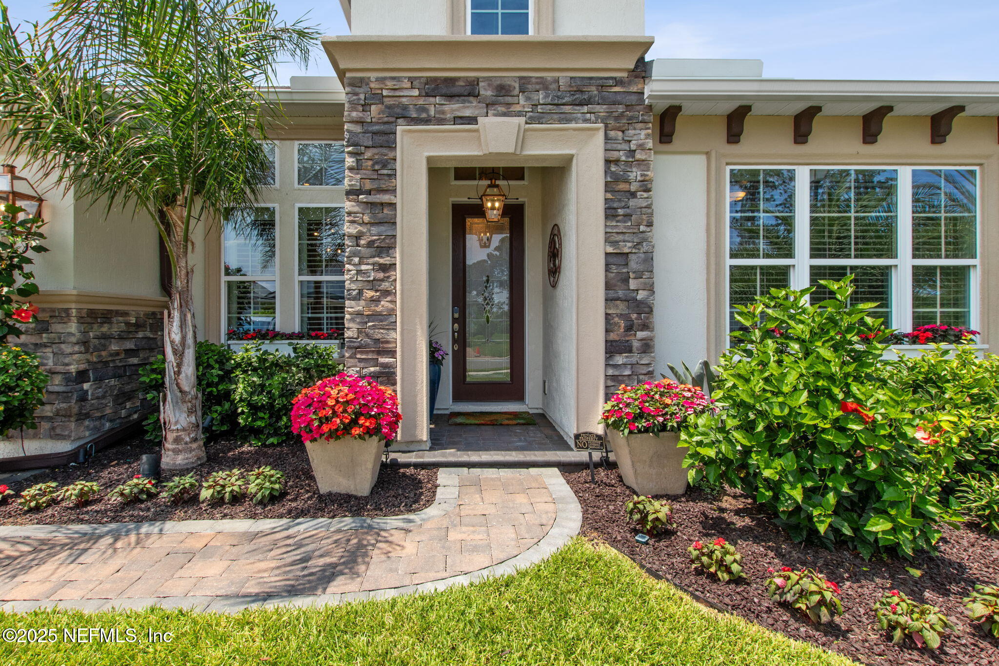 95196 GOLDEN GLOW Drive