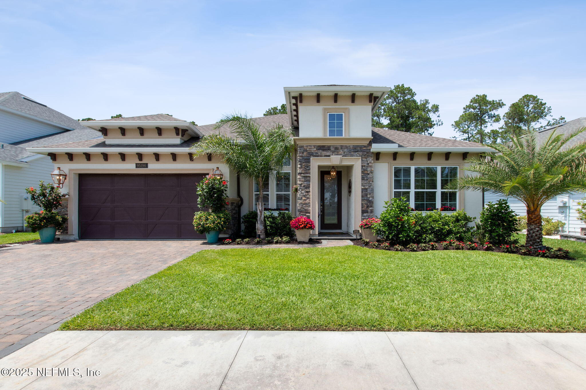 95196 GOLDEN GLOW Drive