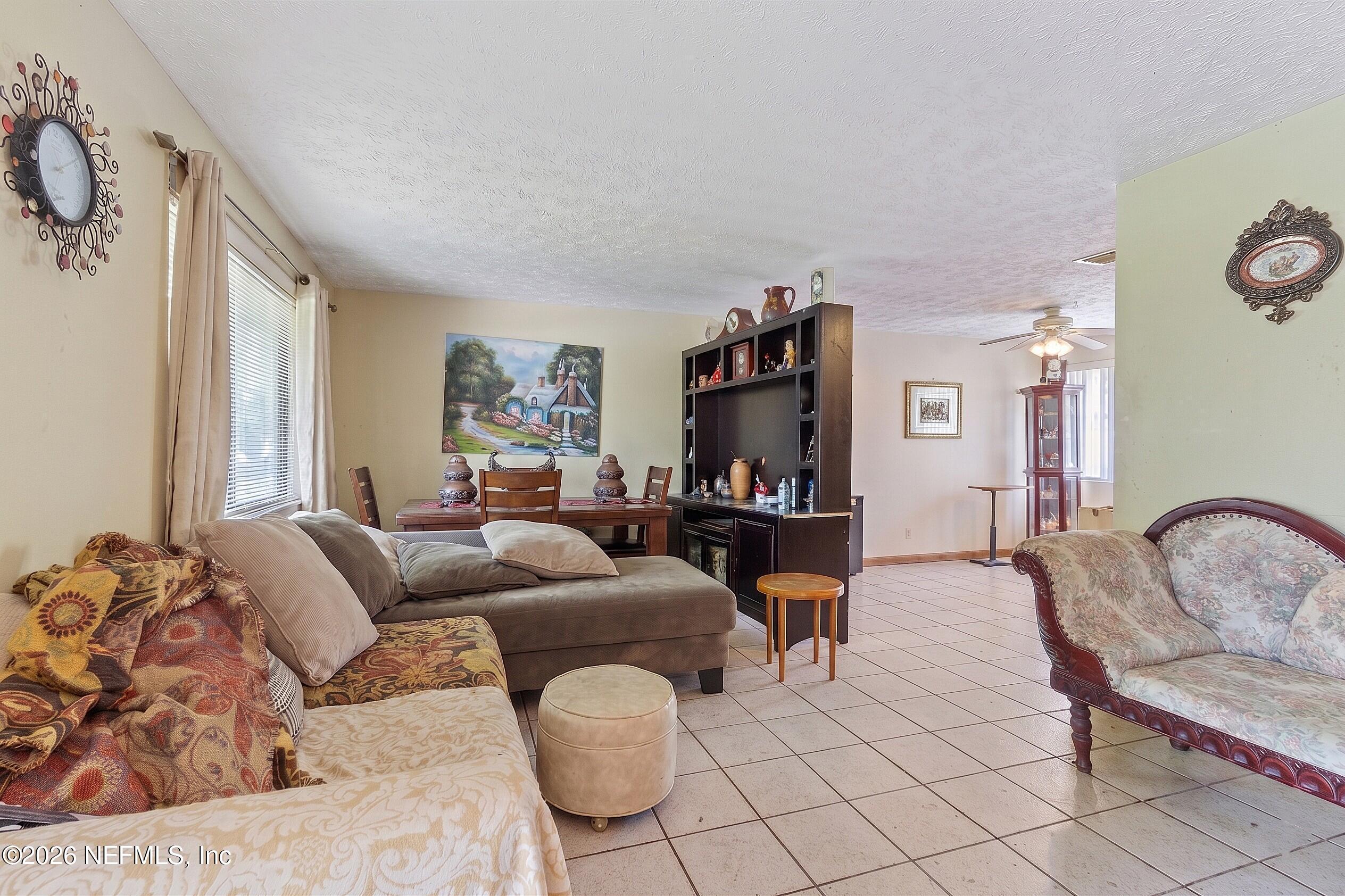 4250 HUNTINGTON FOREST
