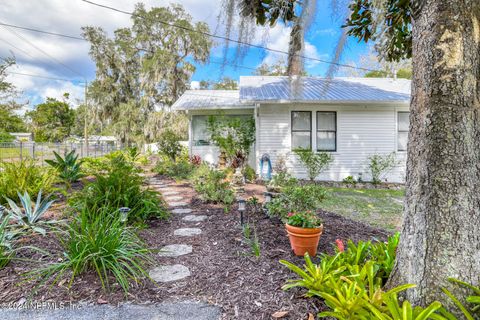 A home in Palatka