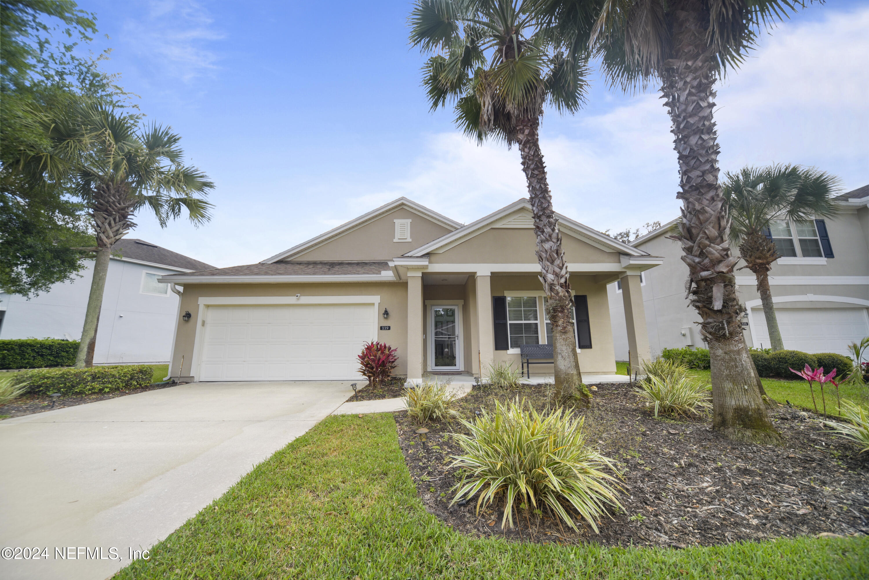St Augustine, FL home for sale located at 119 Mission Trace Drive, St Augustine, FL 32084