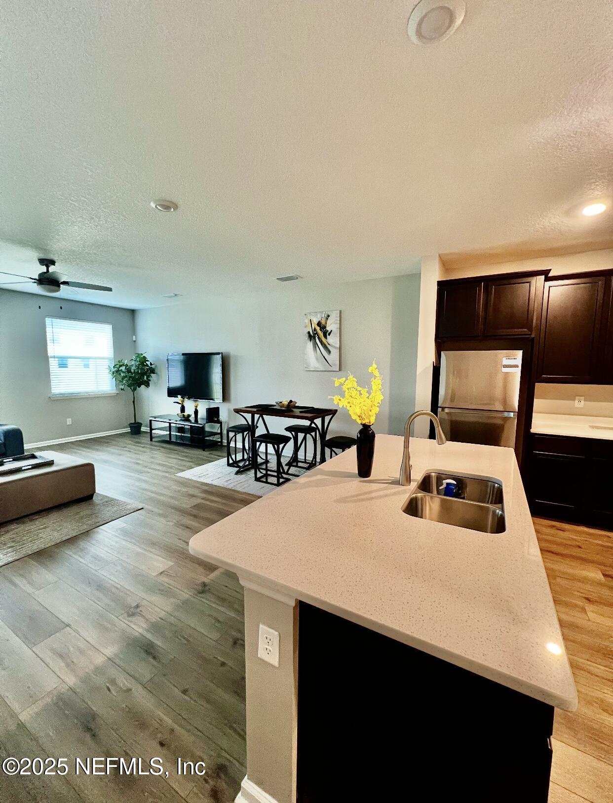 9810 FIDDLEBACK Lane