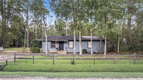 A home in Middleburg