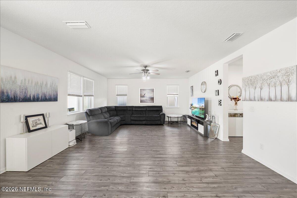 2948 LAUREL SPRINGS Drive
