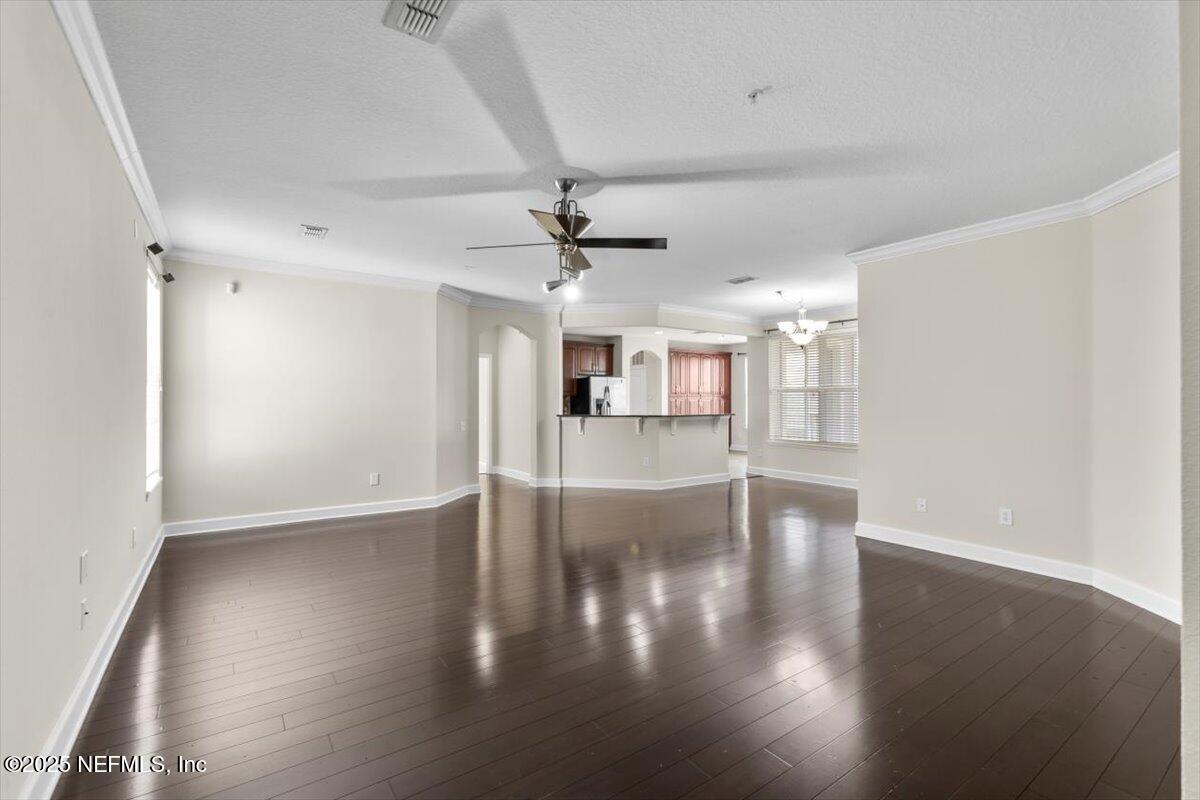 4480 DEERWOOD LAKE Parkway 642