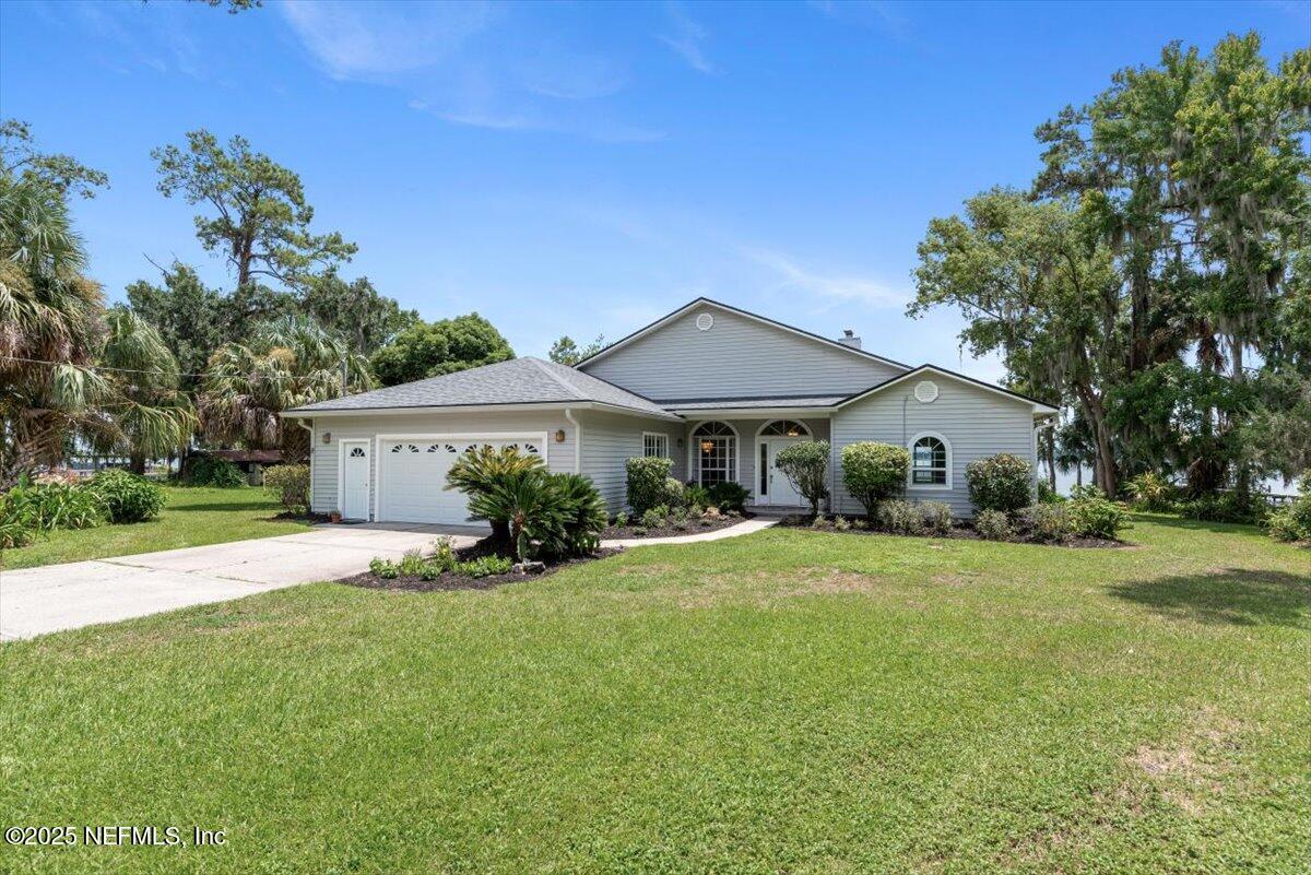 3235 DOCTORS LAKE Drive