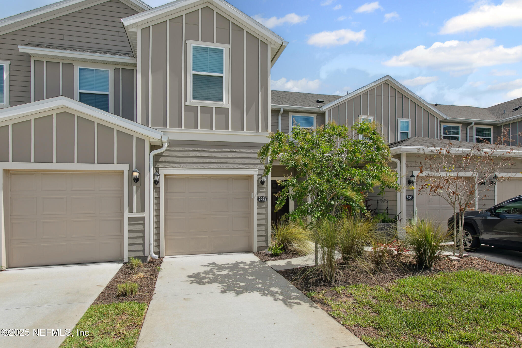 9883 FIDDLEBACK Lane