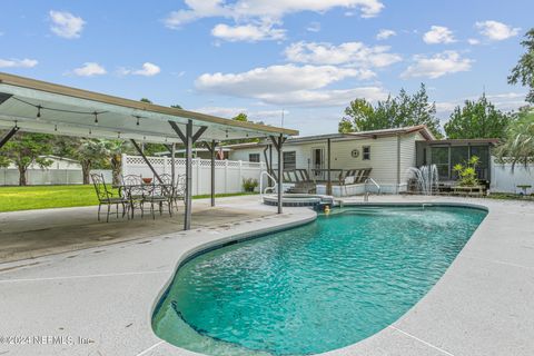 A home in Yulee