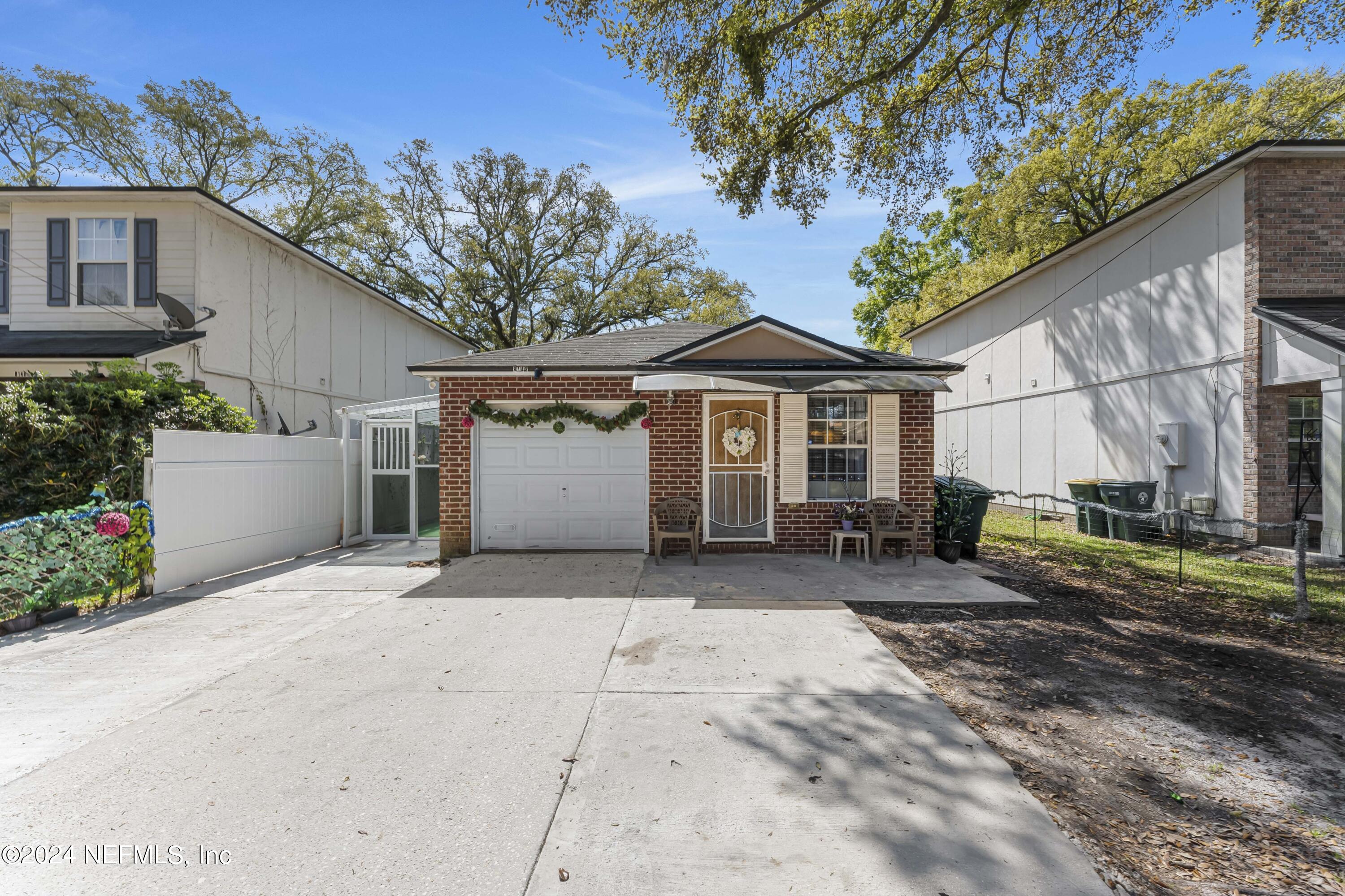 Jacksonville, FL home for sale located at 8142 Oden Avenue, Jacksonville, FL 32216
