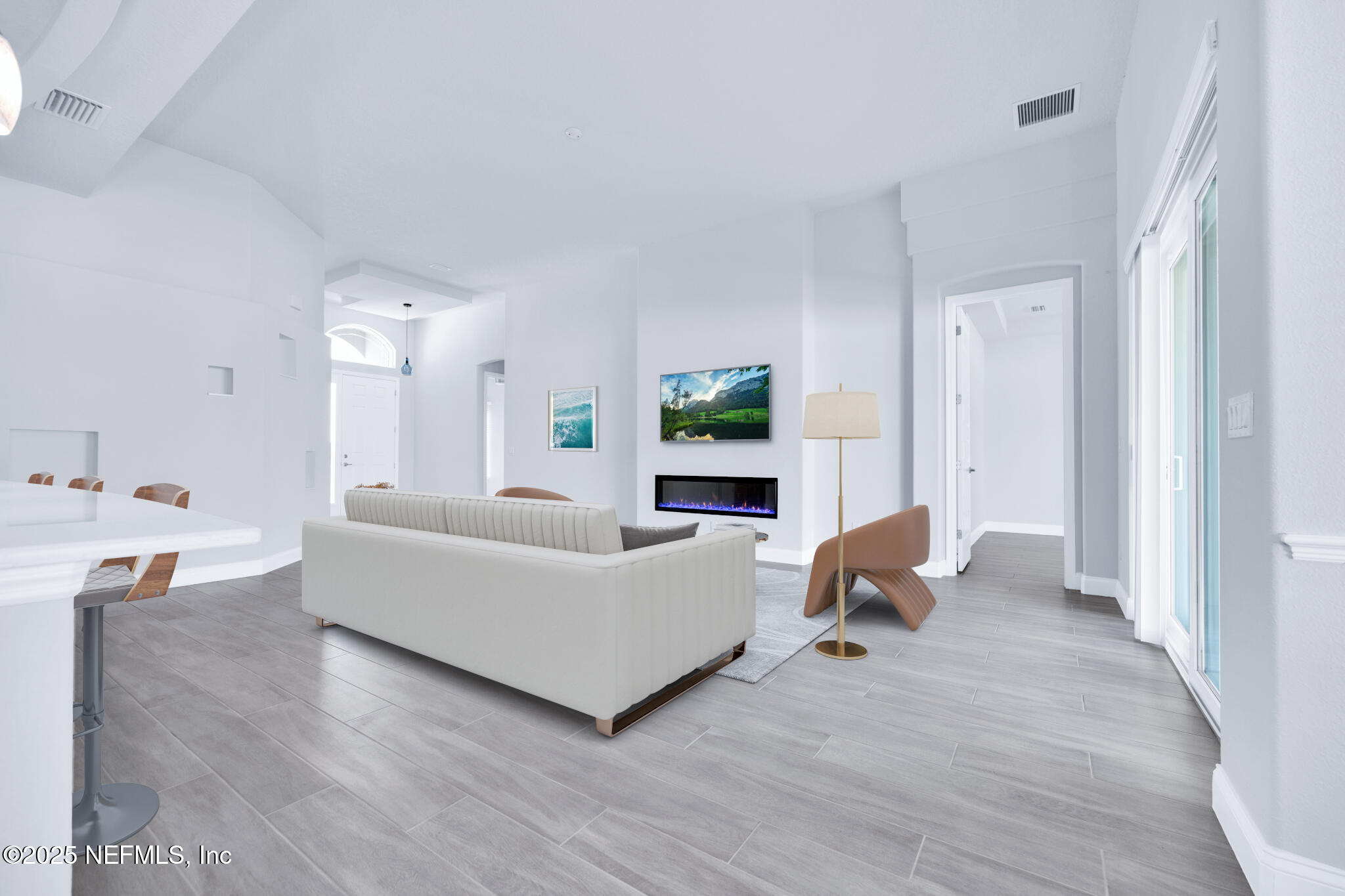 14 DEL PALMA Drive