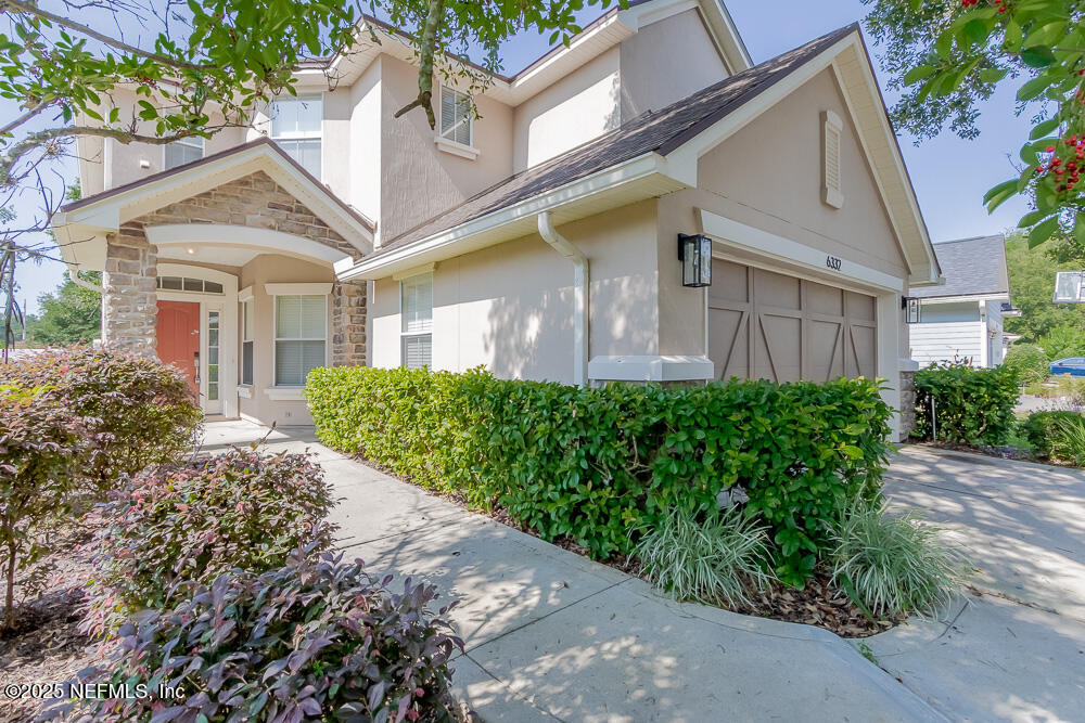 6332 ENDELSTOW Lane