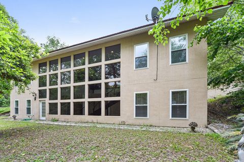 A home in Middleburg