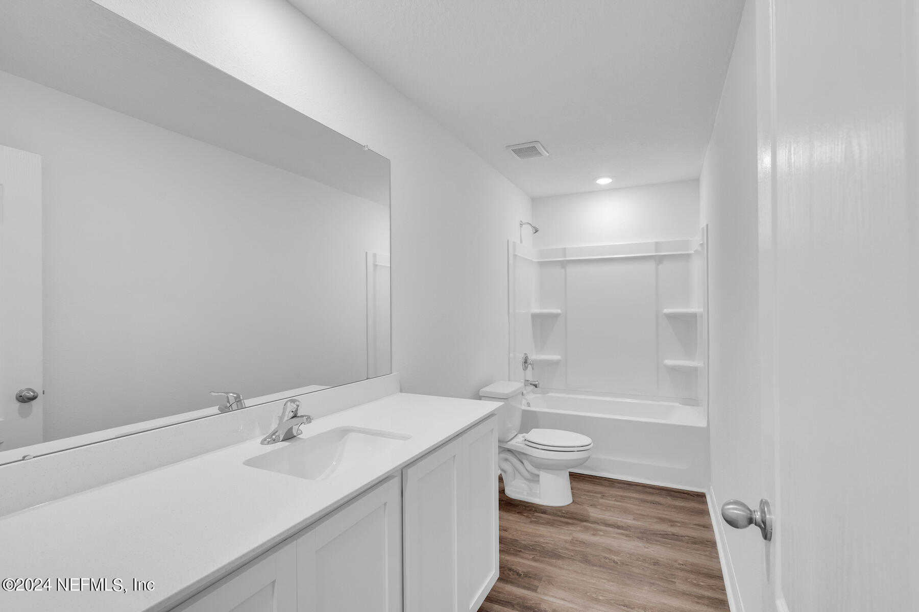 3254 MISSION OAK Place