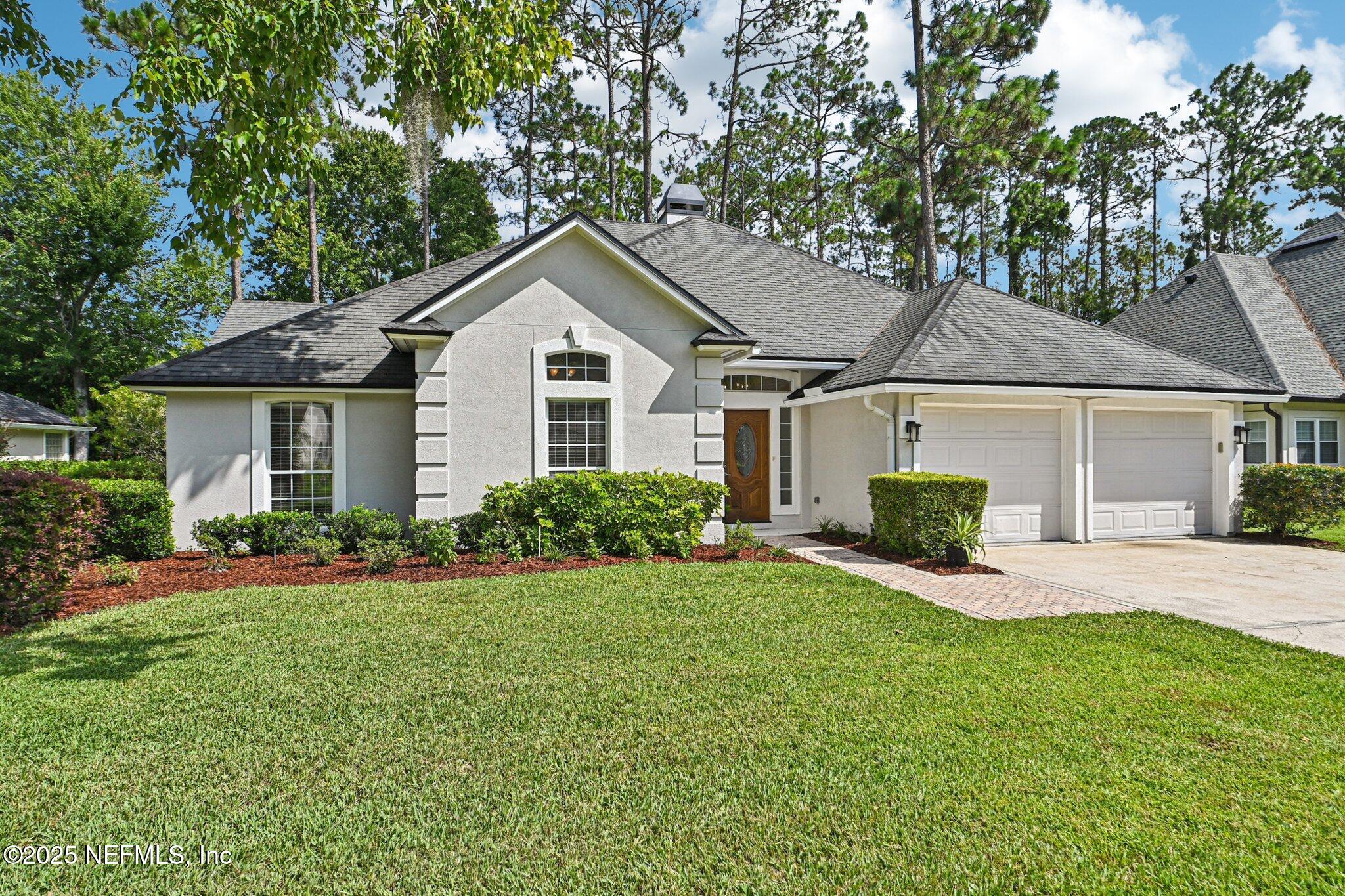 1916 WOODLAKE Drive