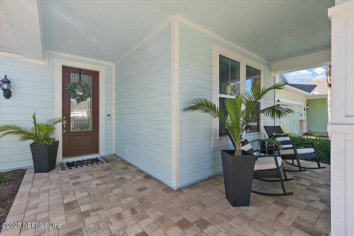 243 FRONT DOOR Lane