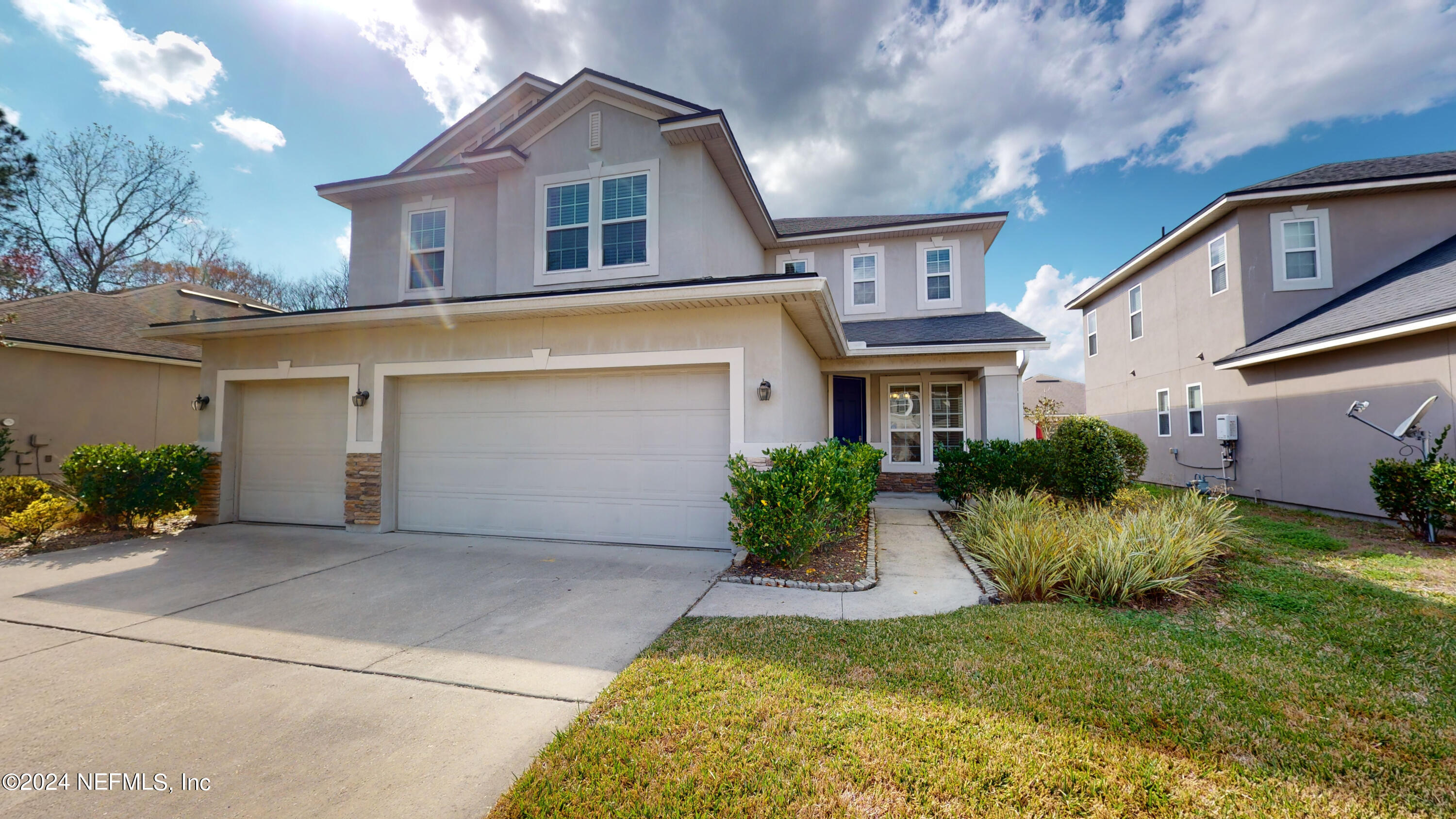 Jacksonville, FL home for sale located at 12262 Silverthorn Court, Jacksonville, FL 32258