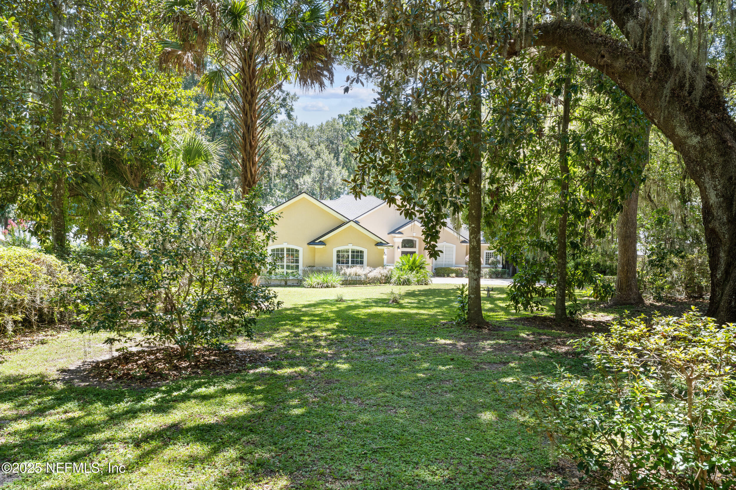 686 FREDERIC Drive