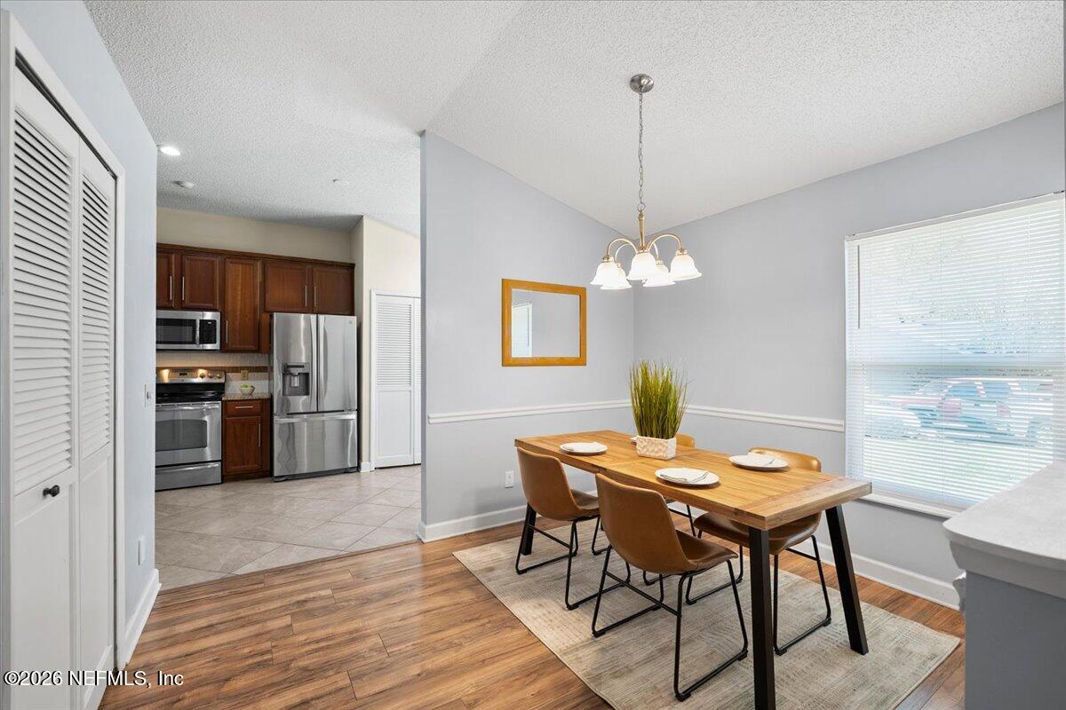 1834 HIGH BROOK Court