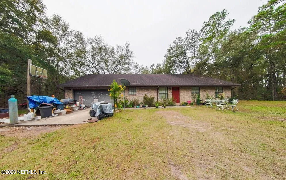 Palatka, FL home for sale located at 166 Union Grove Cemetery Road, Palatka, FL 32177