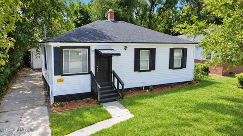 Photo of 628 E 59TH Street, Jacksonville, FL 32208 (MLS # 2164396)
