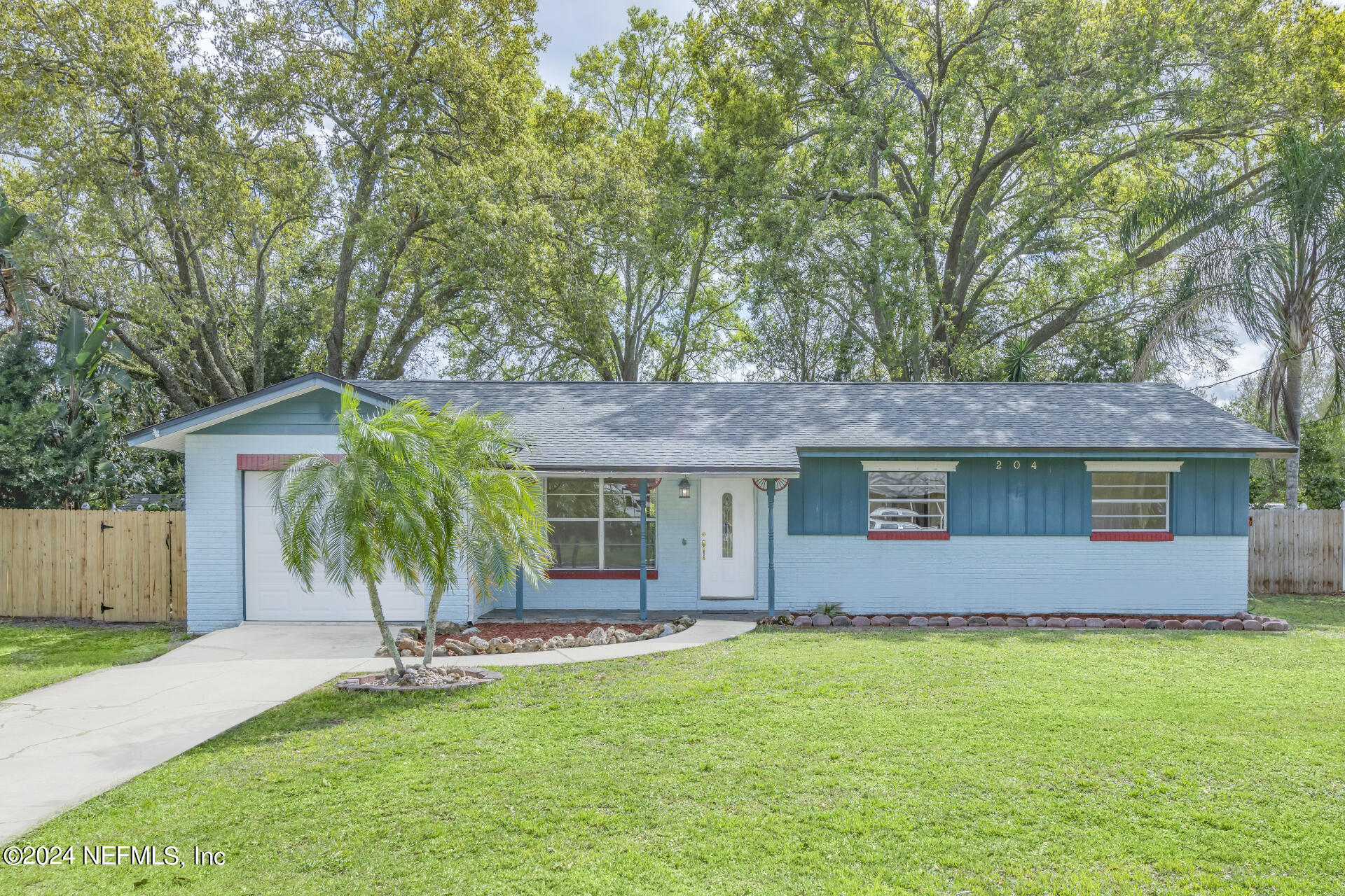 Longwood, FL home for sale located at 204 Lake Gene Drive, Longwood, FL 32779