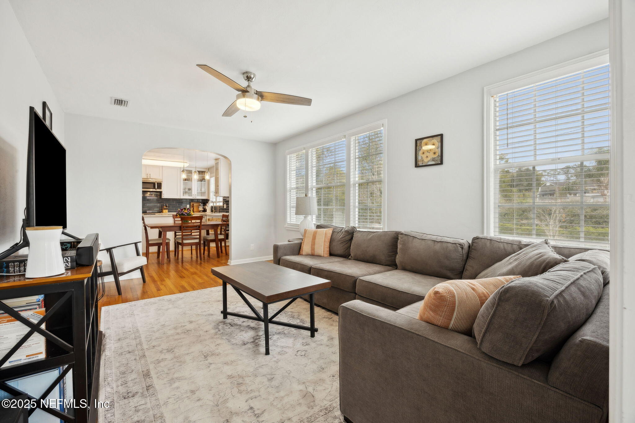 1364 PINEGROVE Court