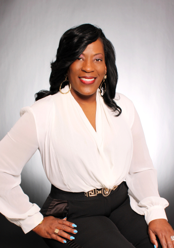 This is a photo of YOLUNDA ROBERSON. This professional services JACKSONVILLE, FL 32256 and the surrounding areas.