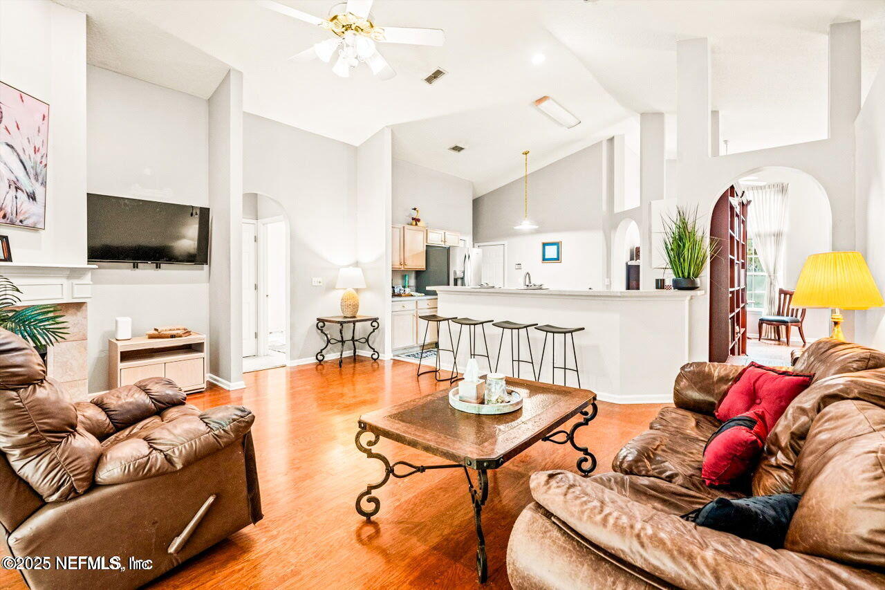 1105 PINE MILL Lane