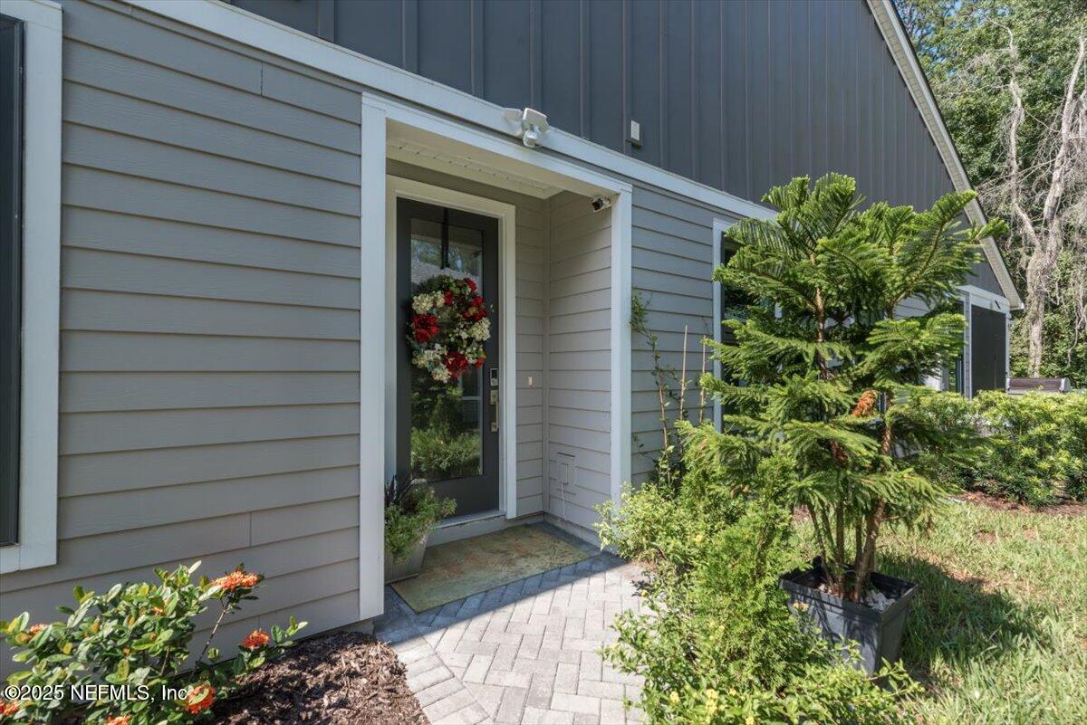 10053 FILAMENT Boulevard