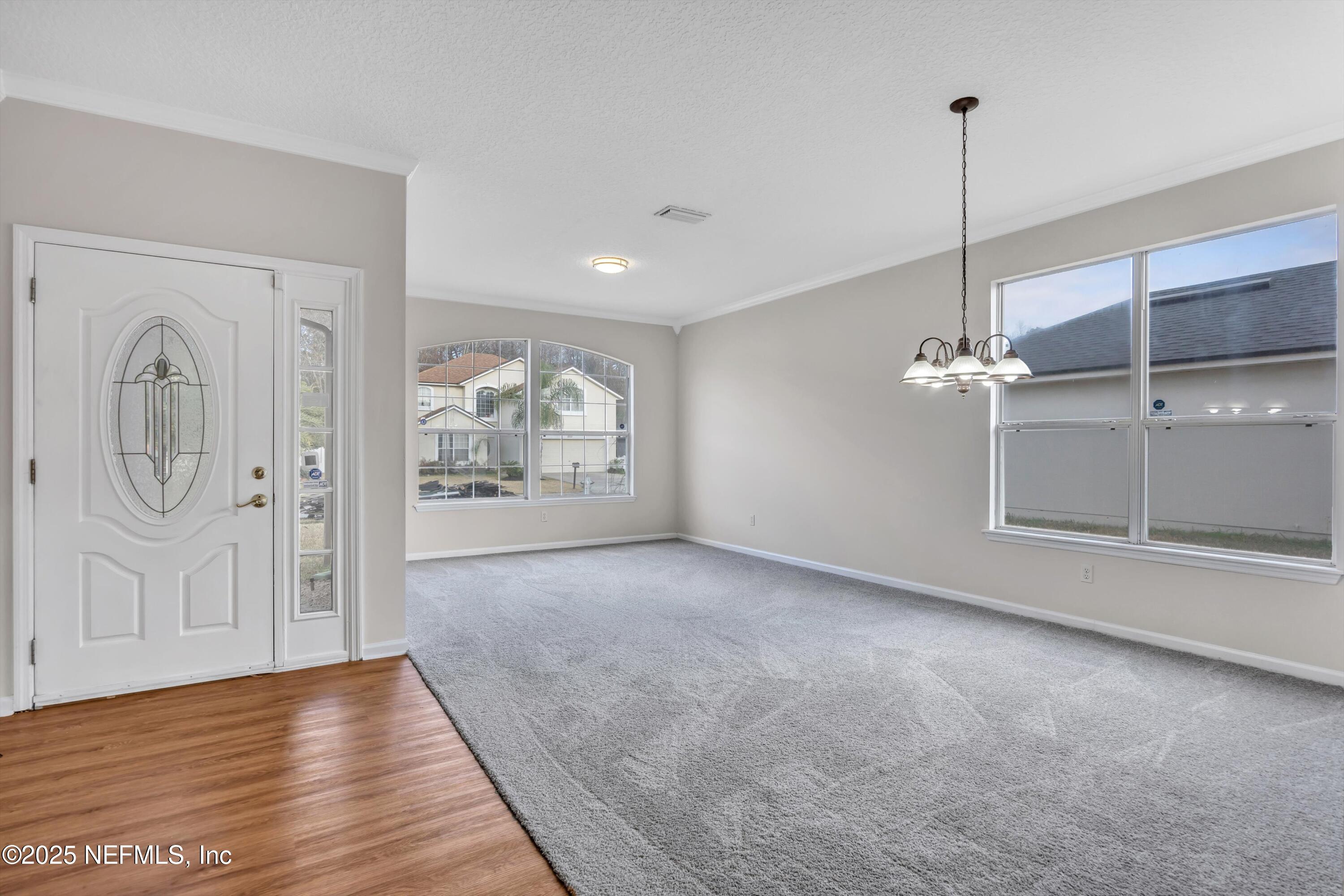 222 DOVER BLUFF Drive