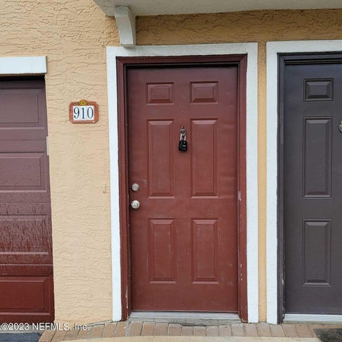Photo of 10075 GATE Parkway N #910, Jacksonville, FL 32246 (MLS # 2166173)