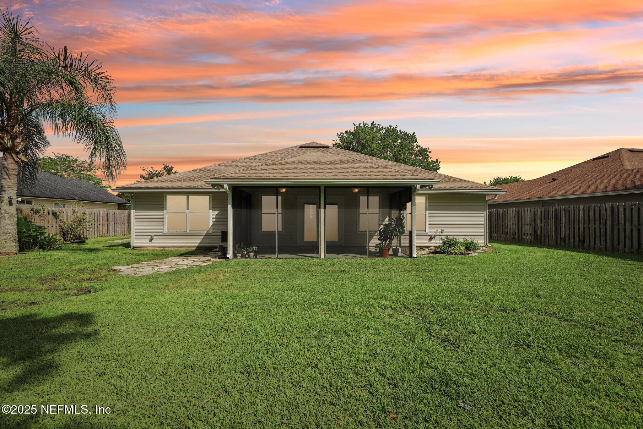 1419 SUMMIT OAKS Drive E