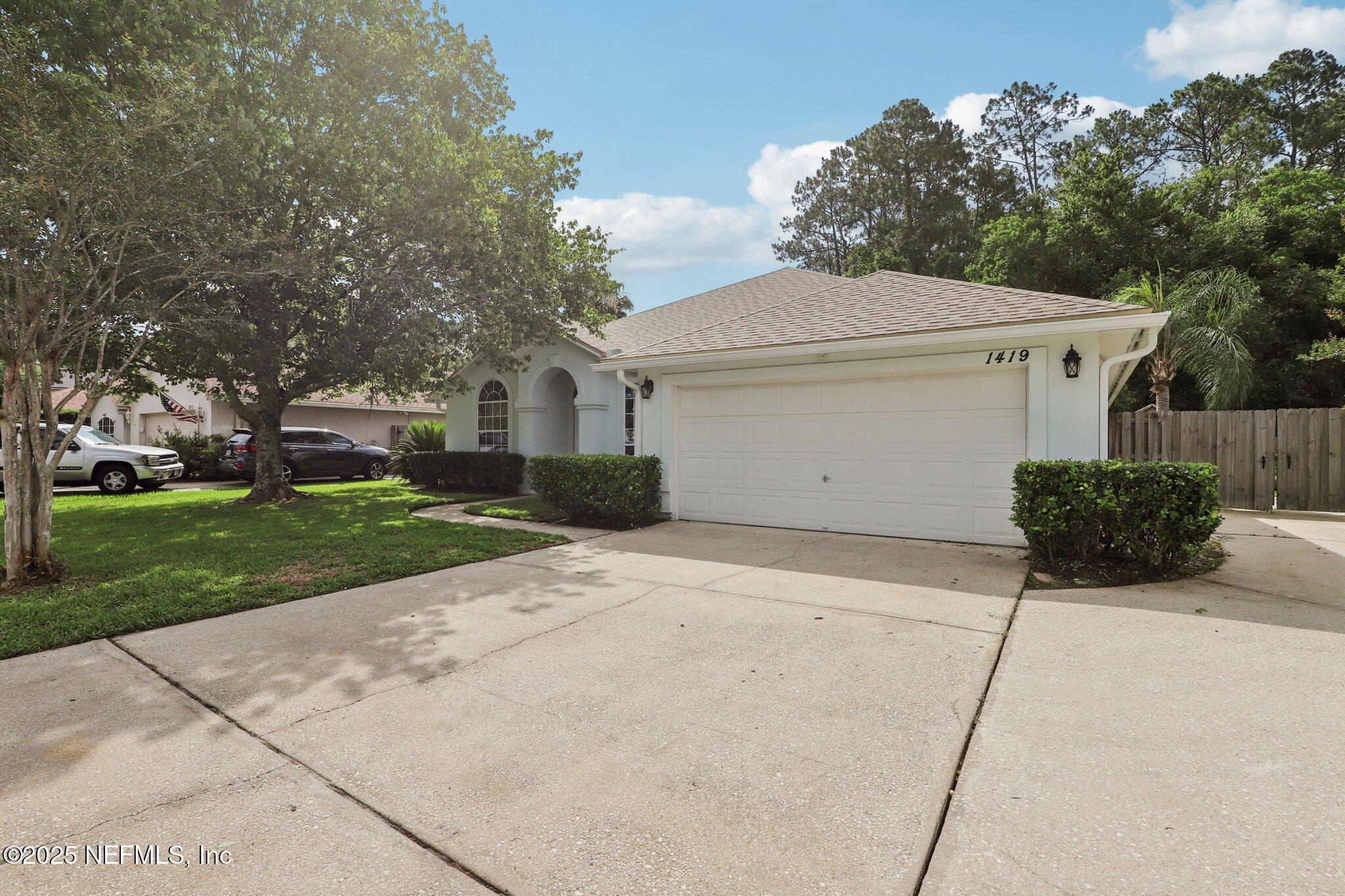 1419 SUMMIT OAKS Drive E