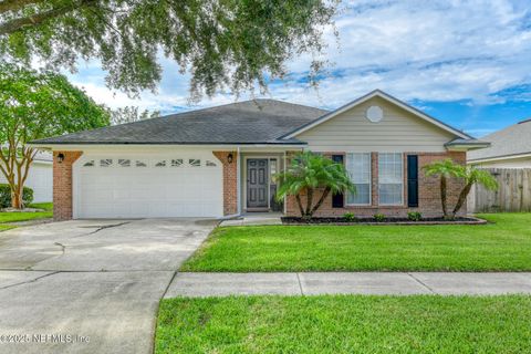 Photo of 7596 FAWN LAKE Drive N, Jacksonville, FL 32256 (MLS # 2144121)