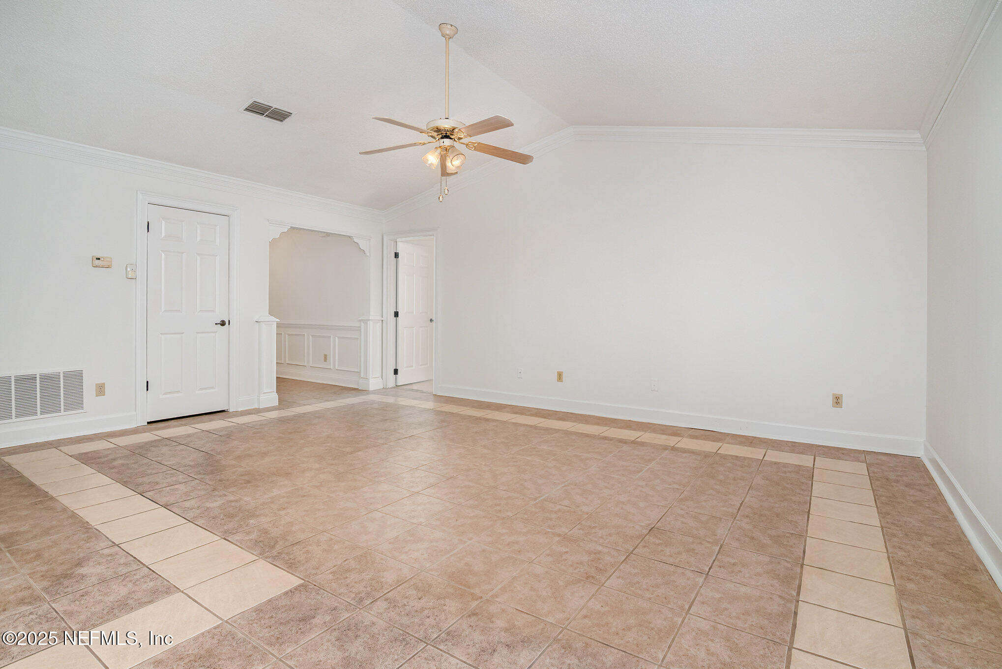 790 HICKORY HILL Drive