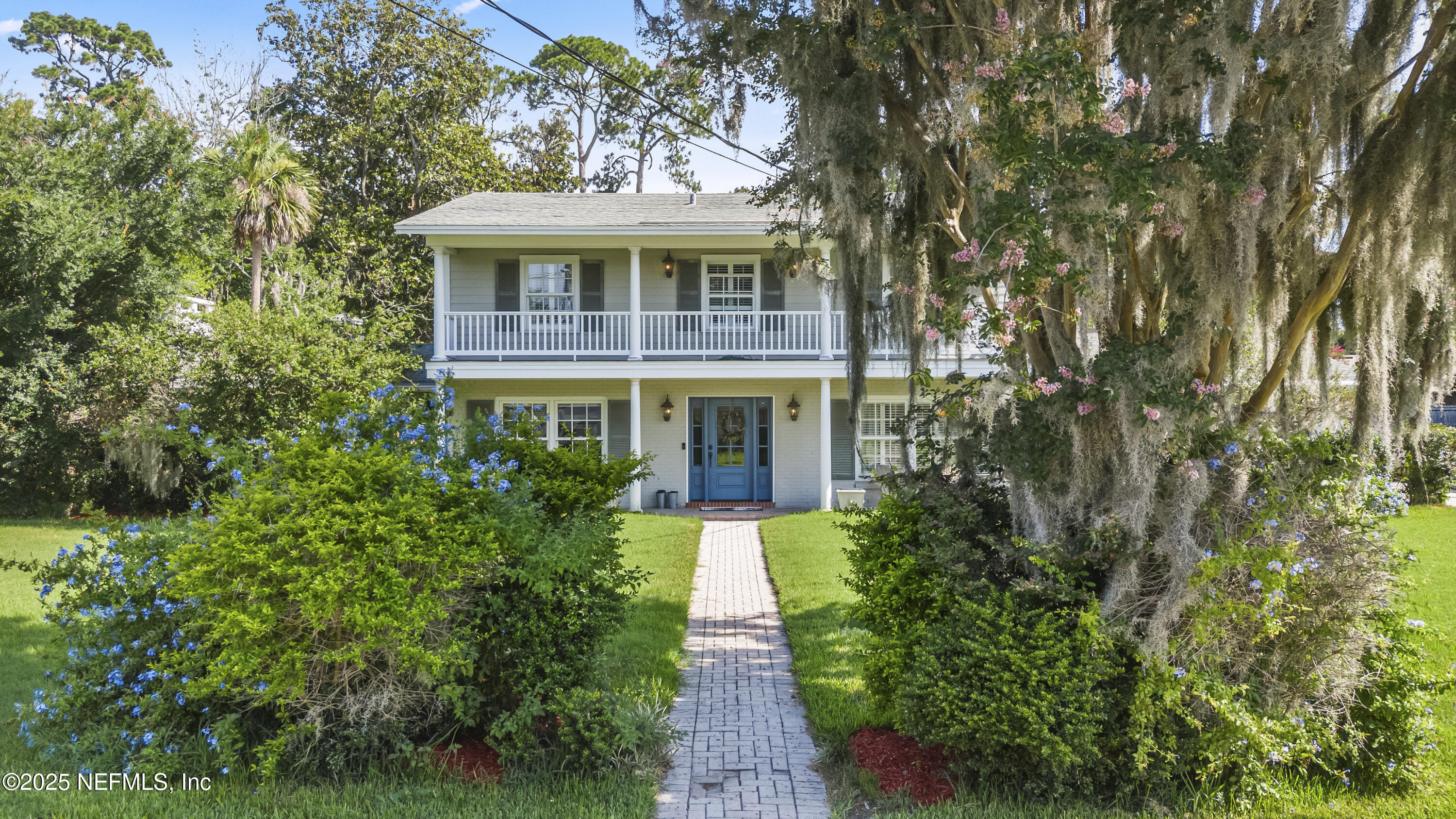 3679 RUSTIC Lane