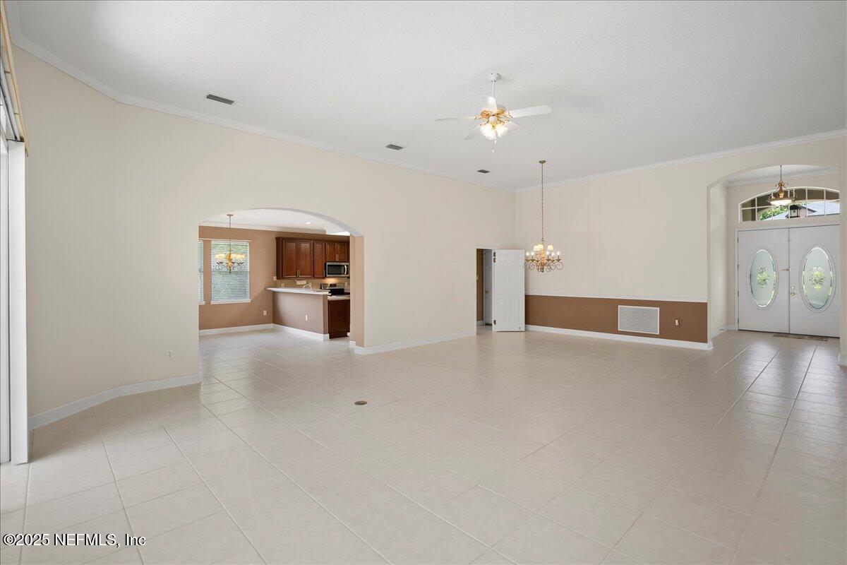 1901 WHITE DOGWOOD Lane