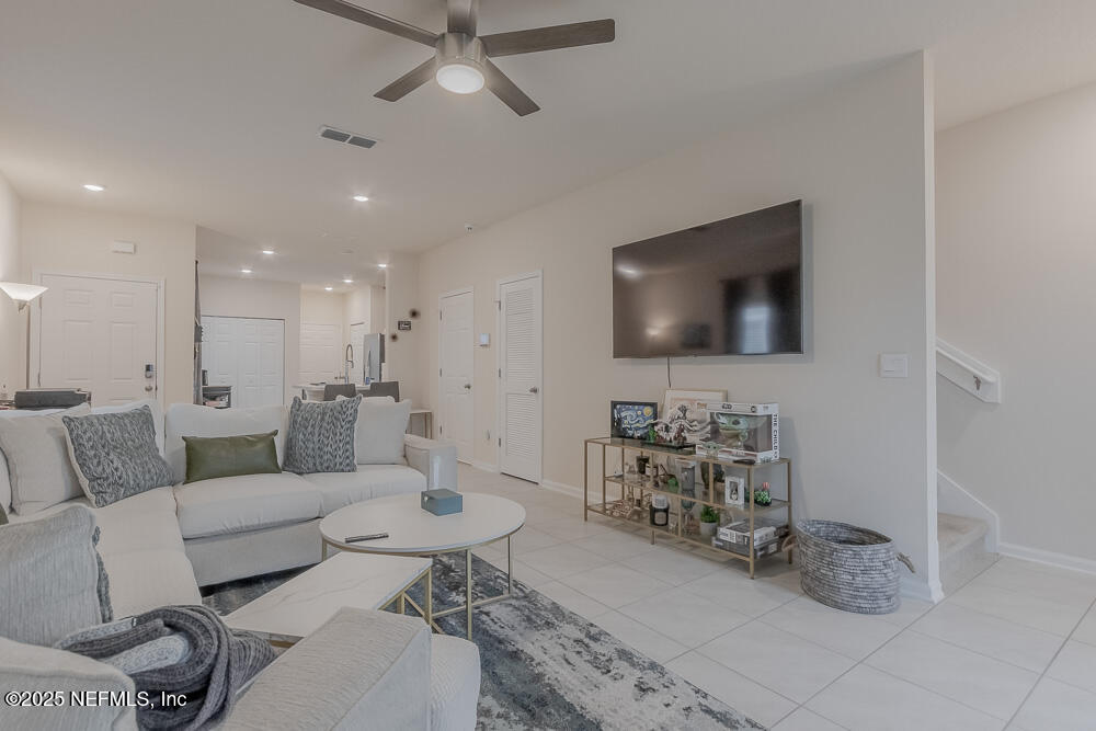 908 OBSERVATORY Parkway