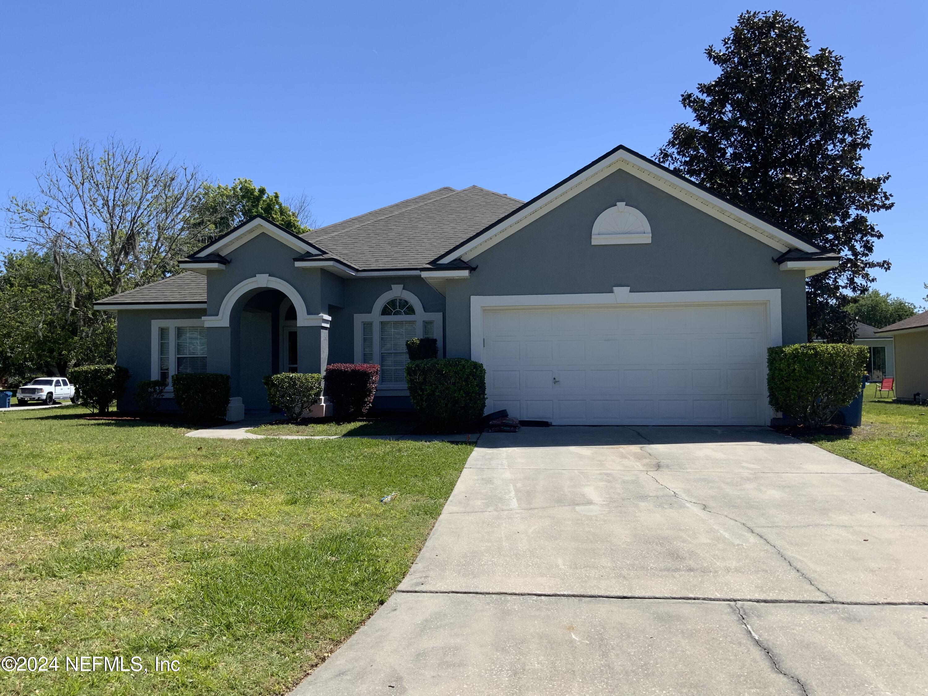 Jacksonville, FL home for sale located at 11841 Gulf Shores Court, Jacksonville, FL 32219