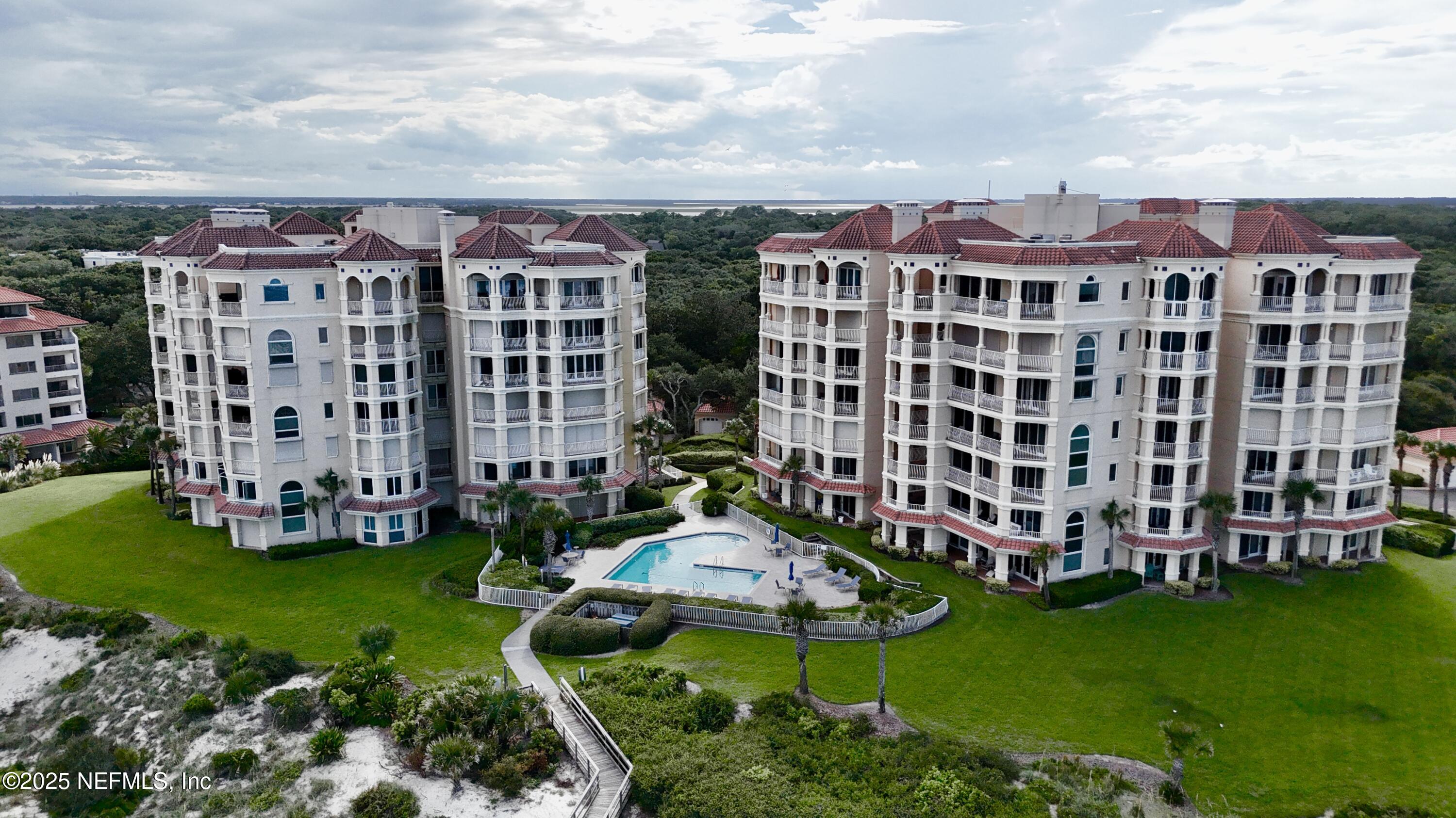 418 BEACHSIDE Place