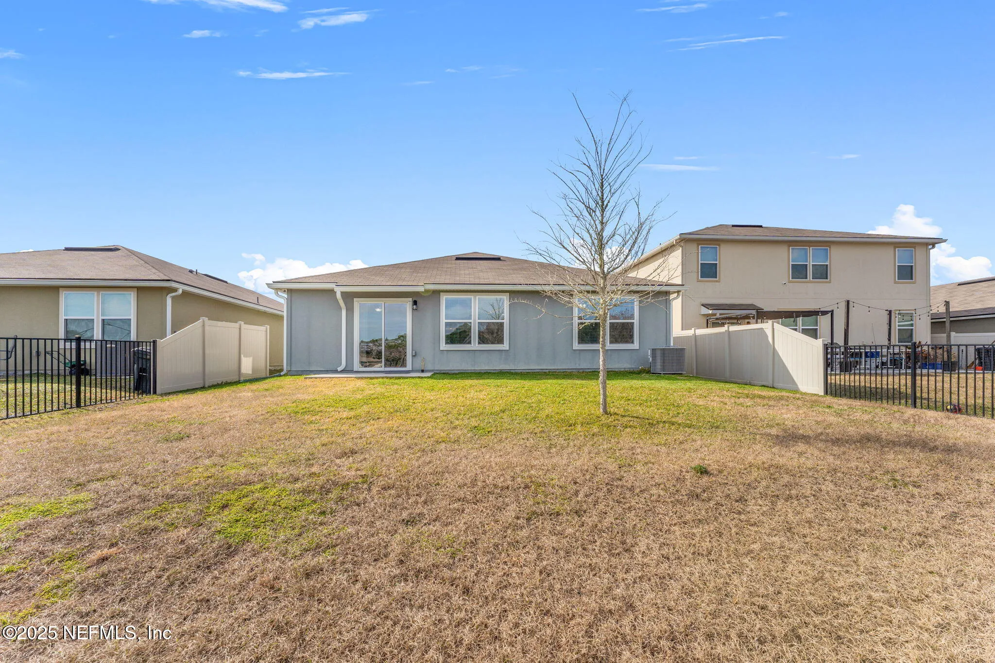 Green Cove Springs, Florida 32043, United States, 3 Bedrooms Bedrooms, ,2 BathroomsBathrooms,Residential,Pending,38923