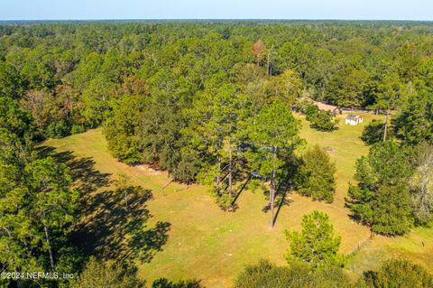 A home in Macclenny